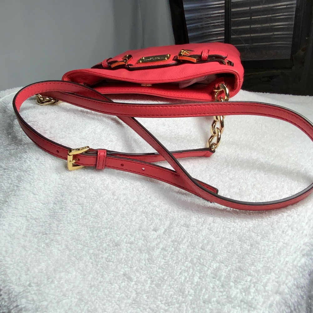 Michael Kors Salmon Pink Leather Crossbody - Picture 9 of 16